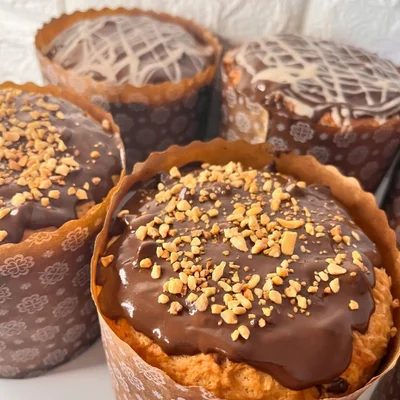 Panetones artesanales cubiertos de chocolate